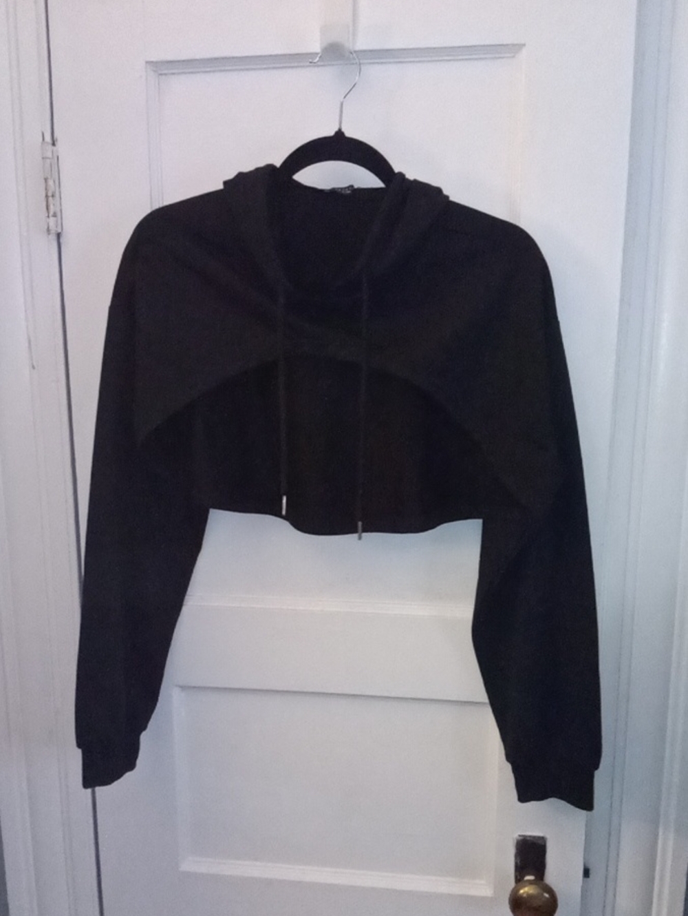 Black Cropped Hoodie